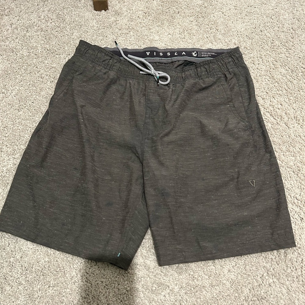 Vissla Shorts - Size Large